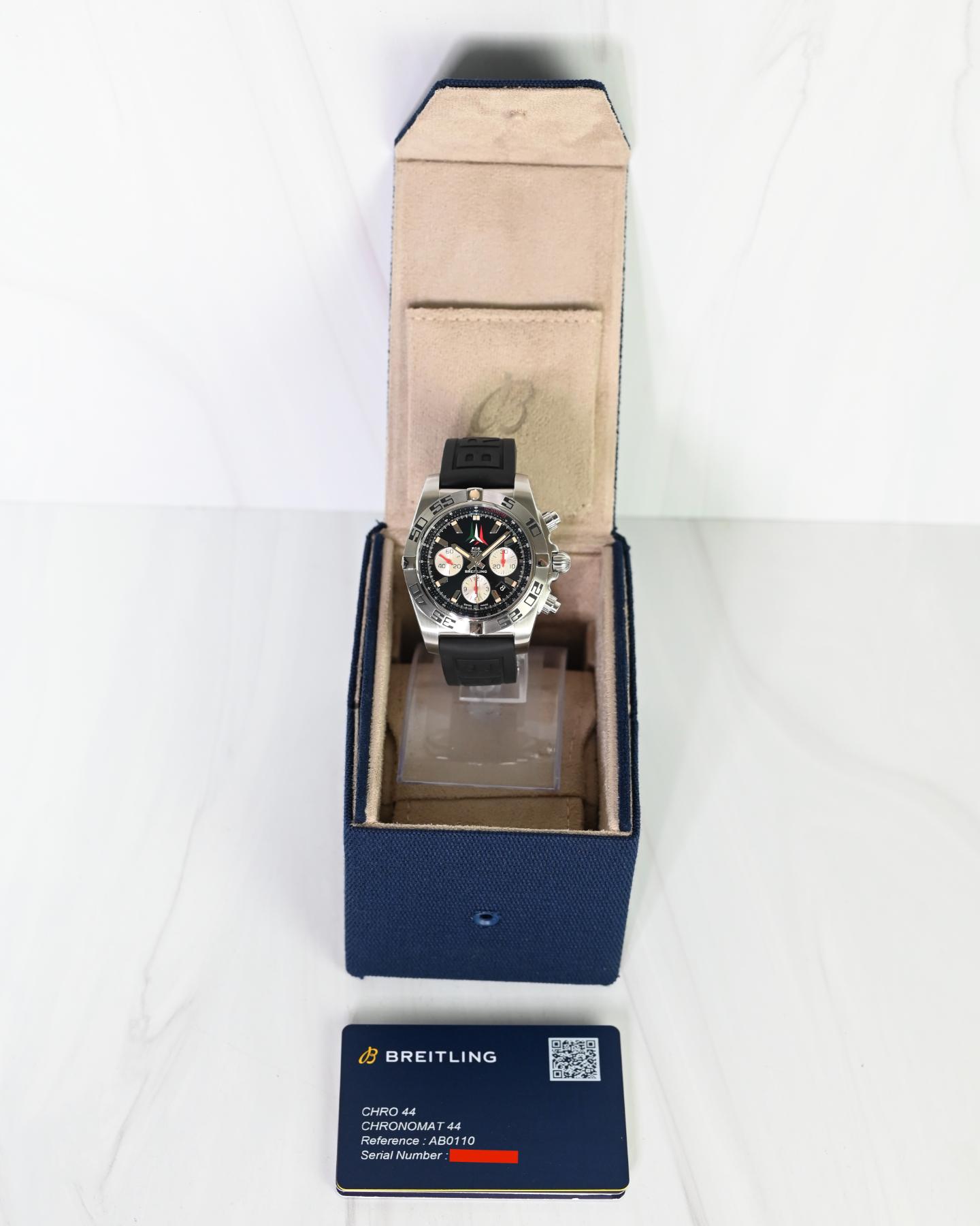 Breitling Chronomat 44