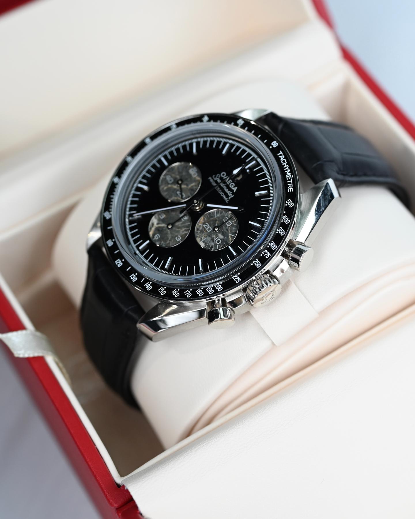 Omega Speedmaster Moonwatch Meteorite 321