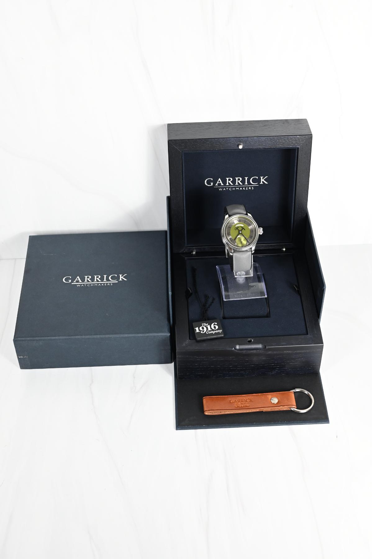 Garrick S4 Frosted Green