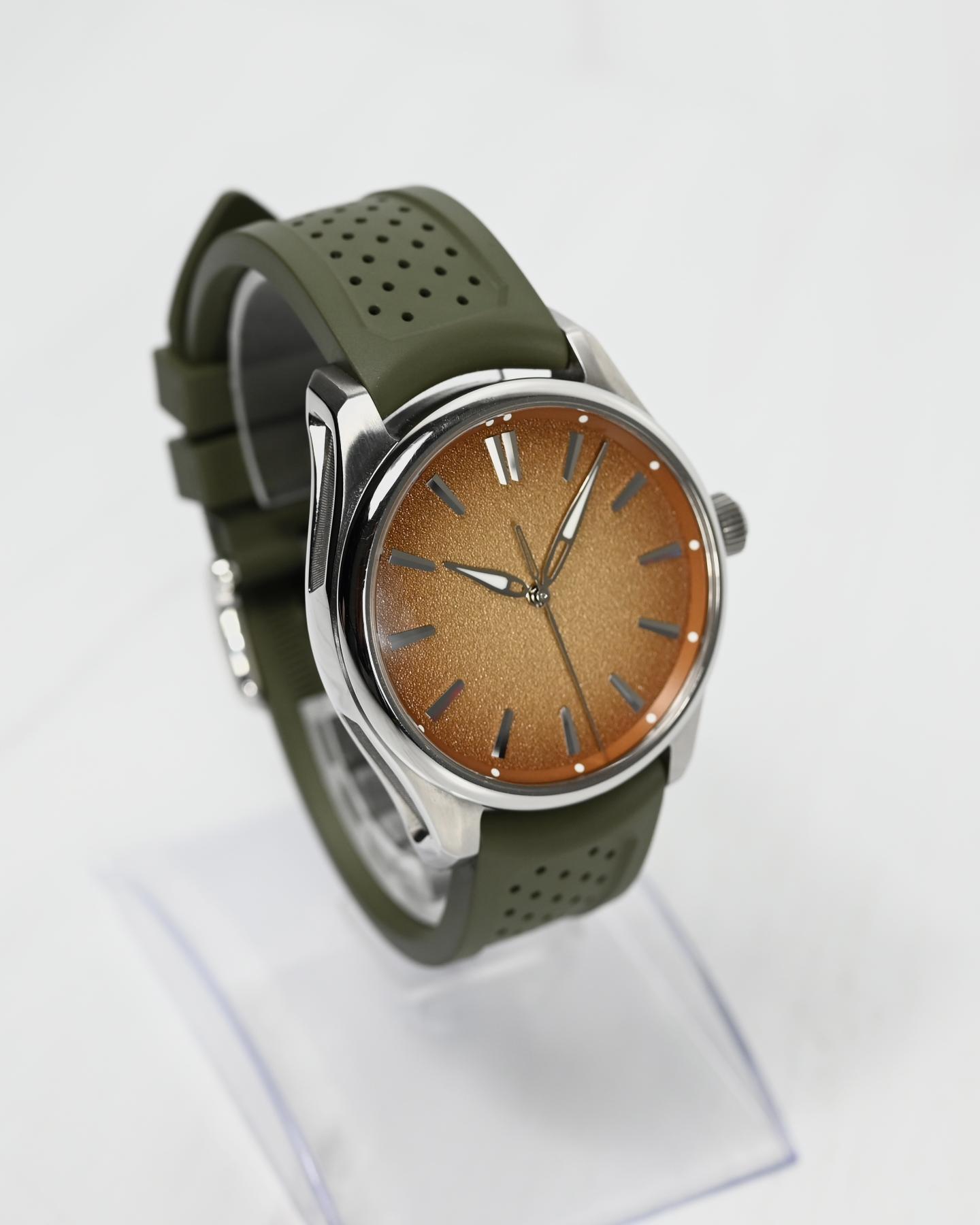 H.Moser & Cie Pioneer Centre Seconds Amber Sand