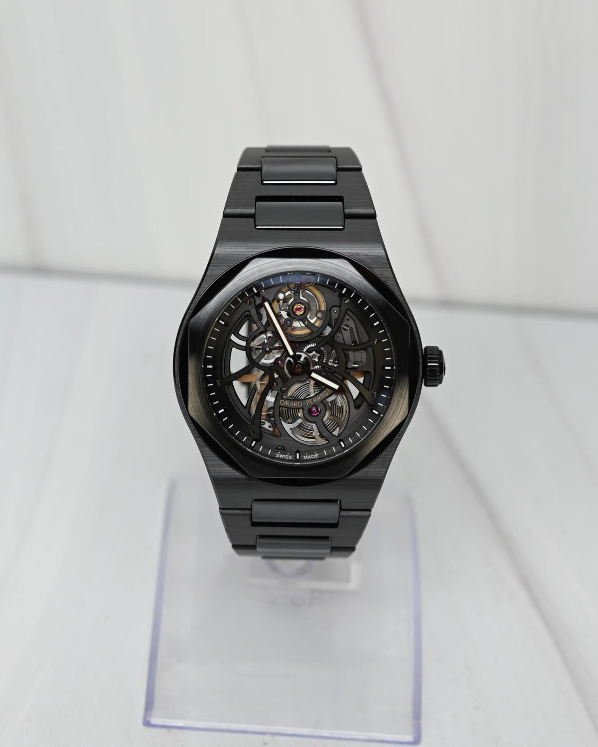 Girard Perregaux Laureato Skeleton